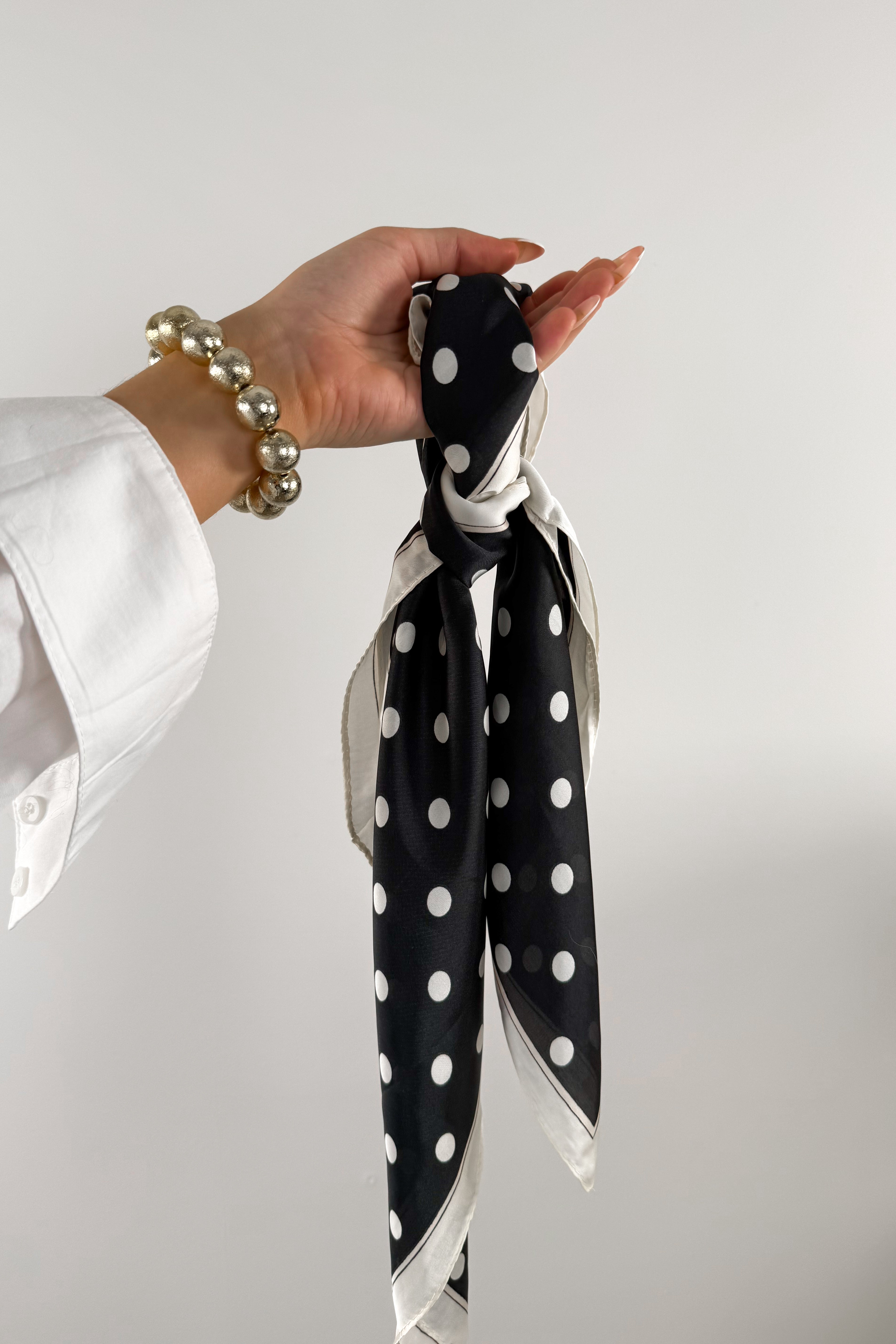 FOULARD POIS NOIR