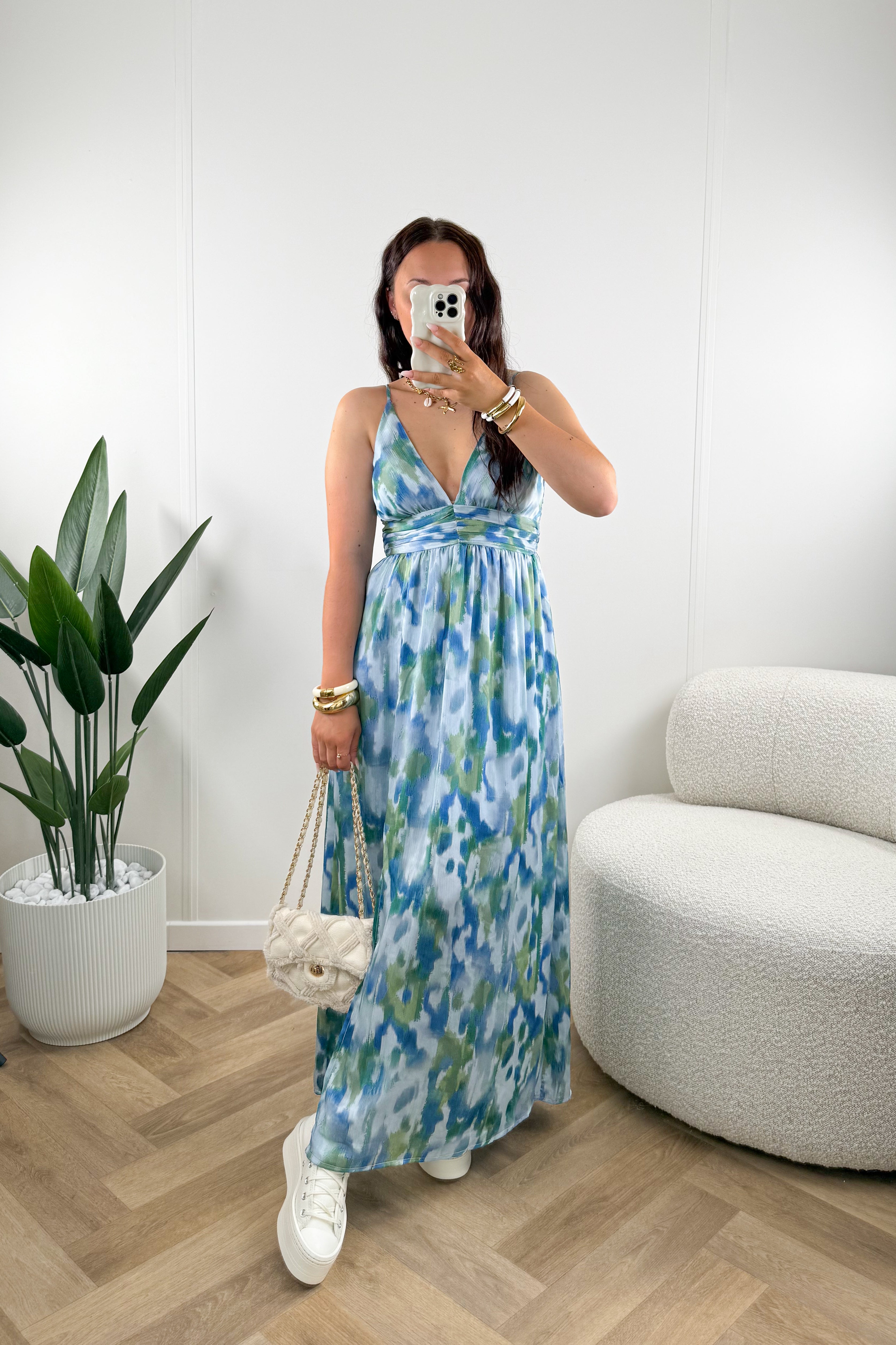 ROBE IZELY