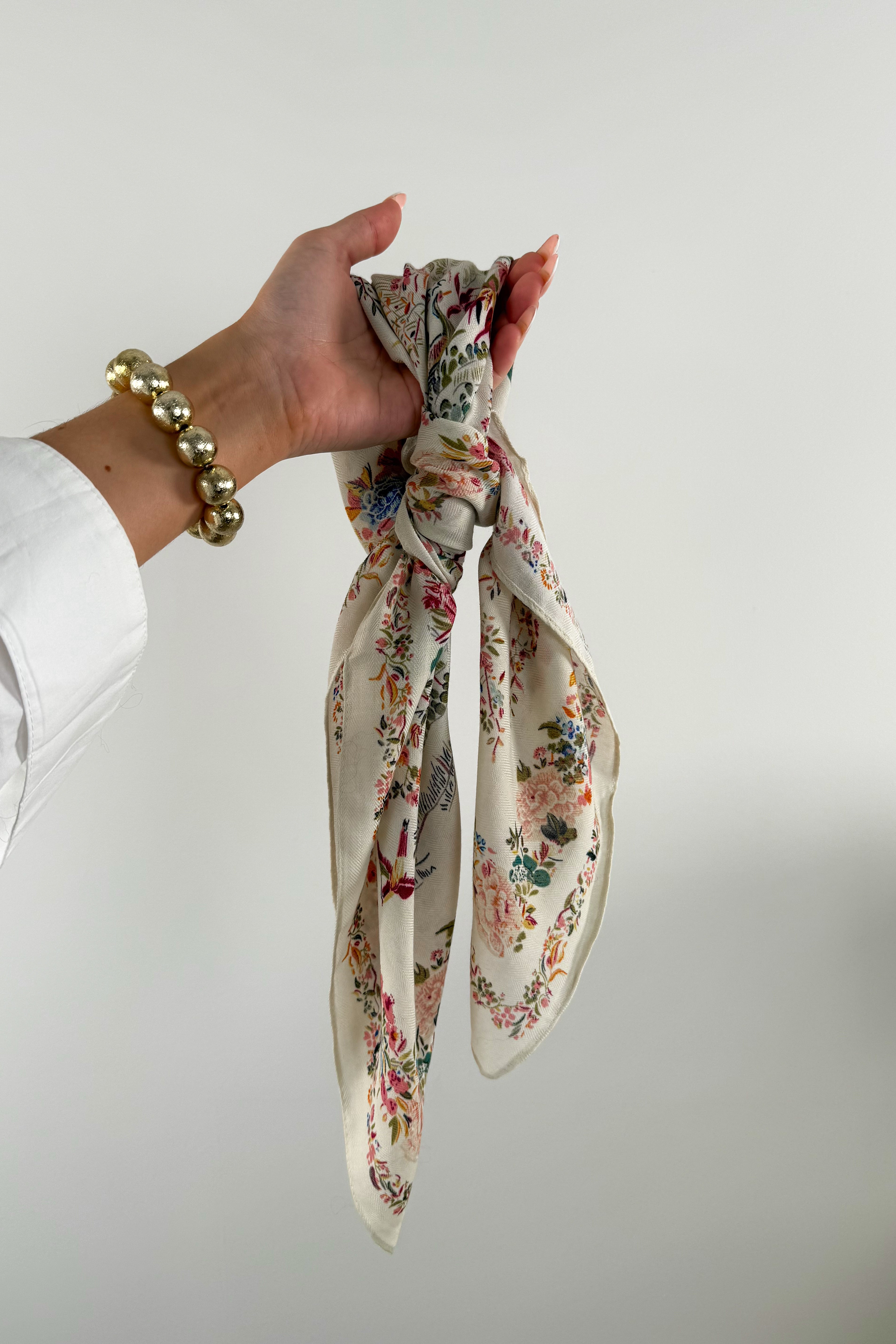 FOULARD BEIGE FLEURS