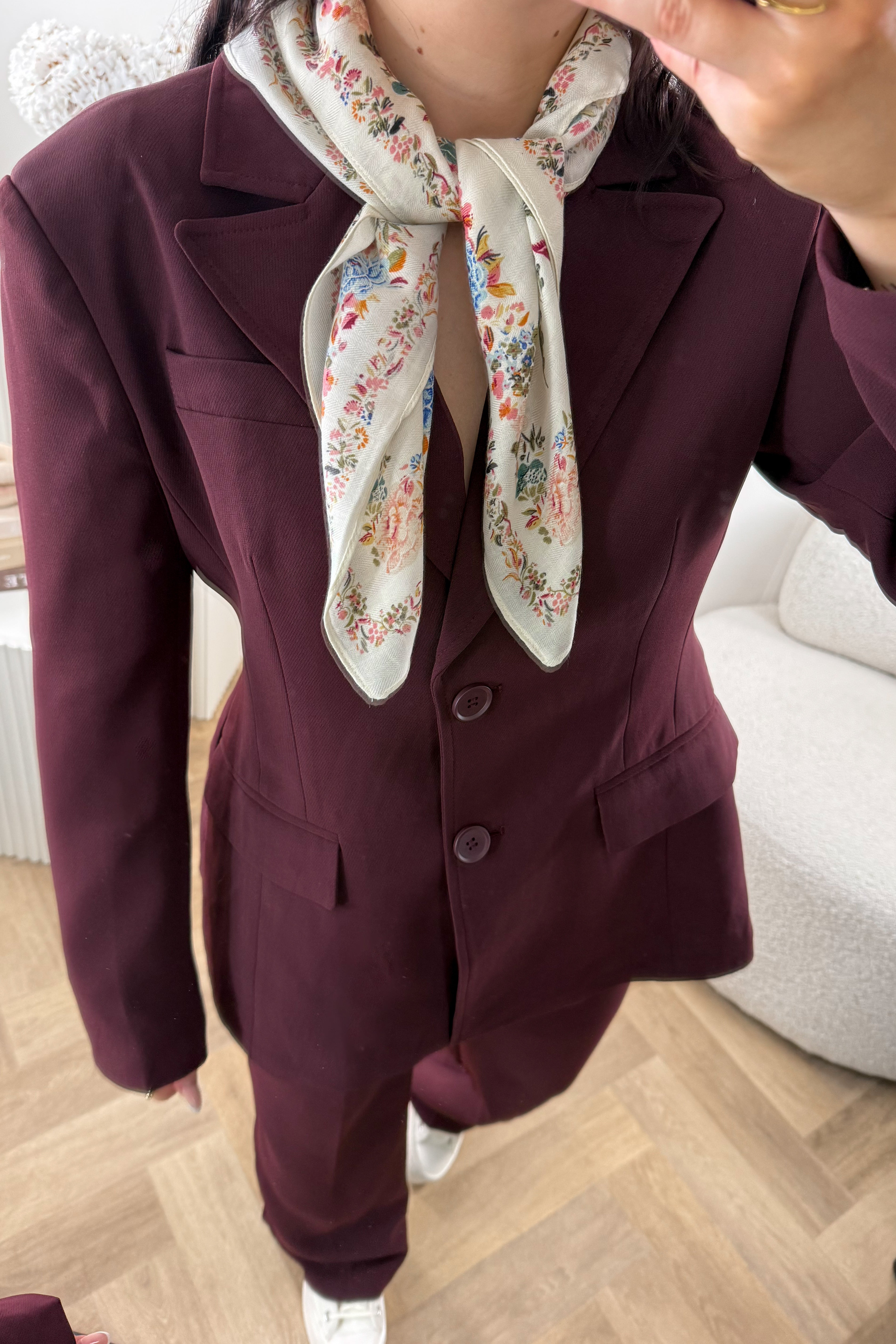 FOULARD BEIGE FLEURS