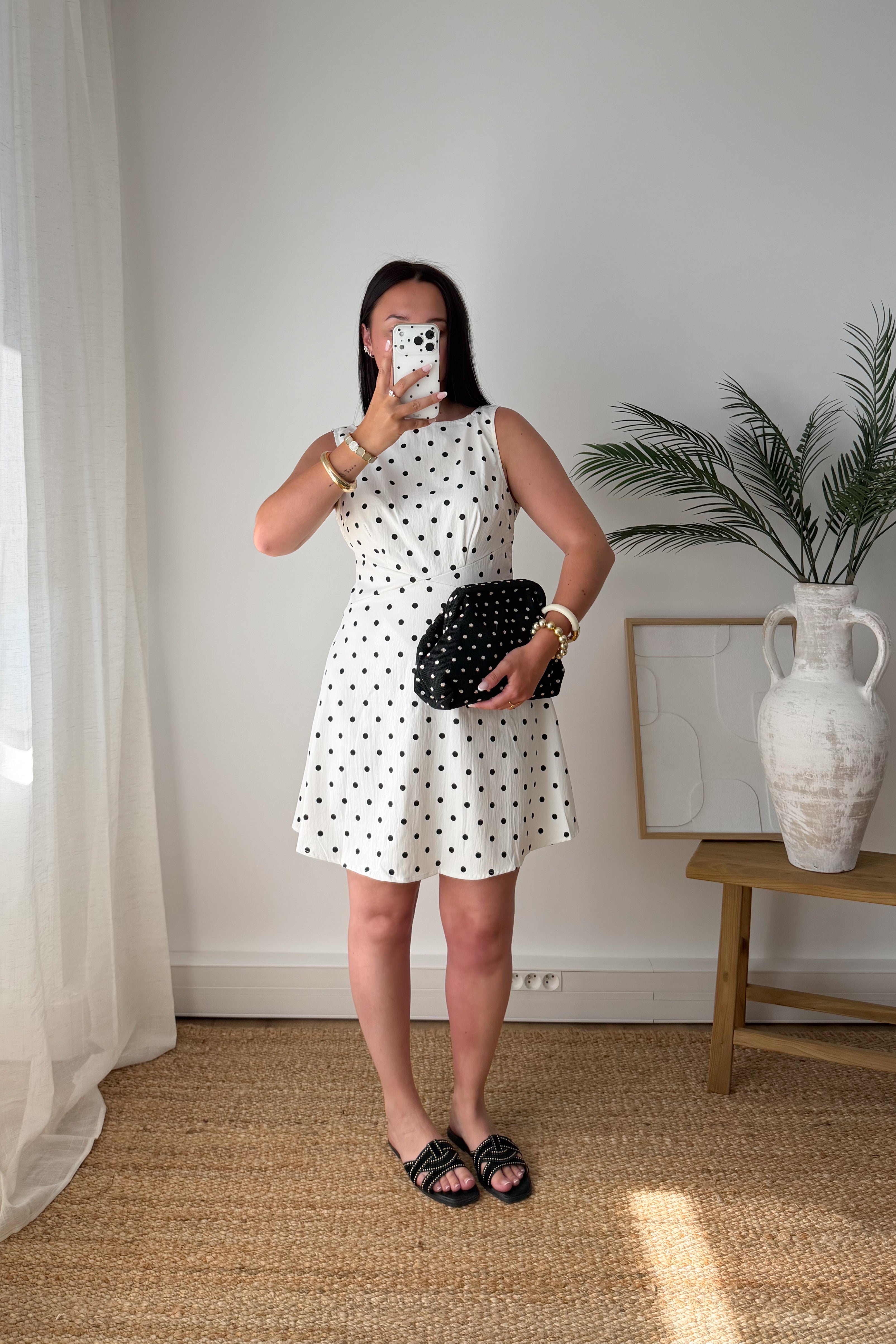 ROBE DOLLY