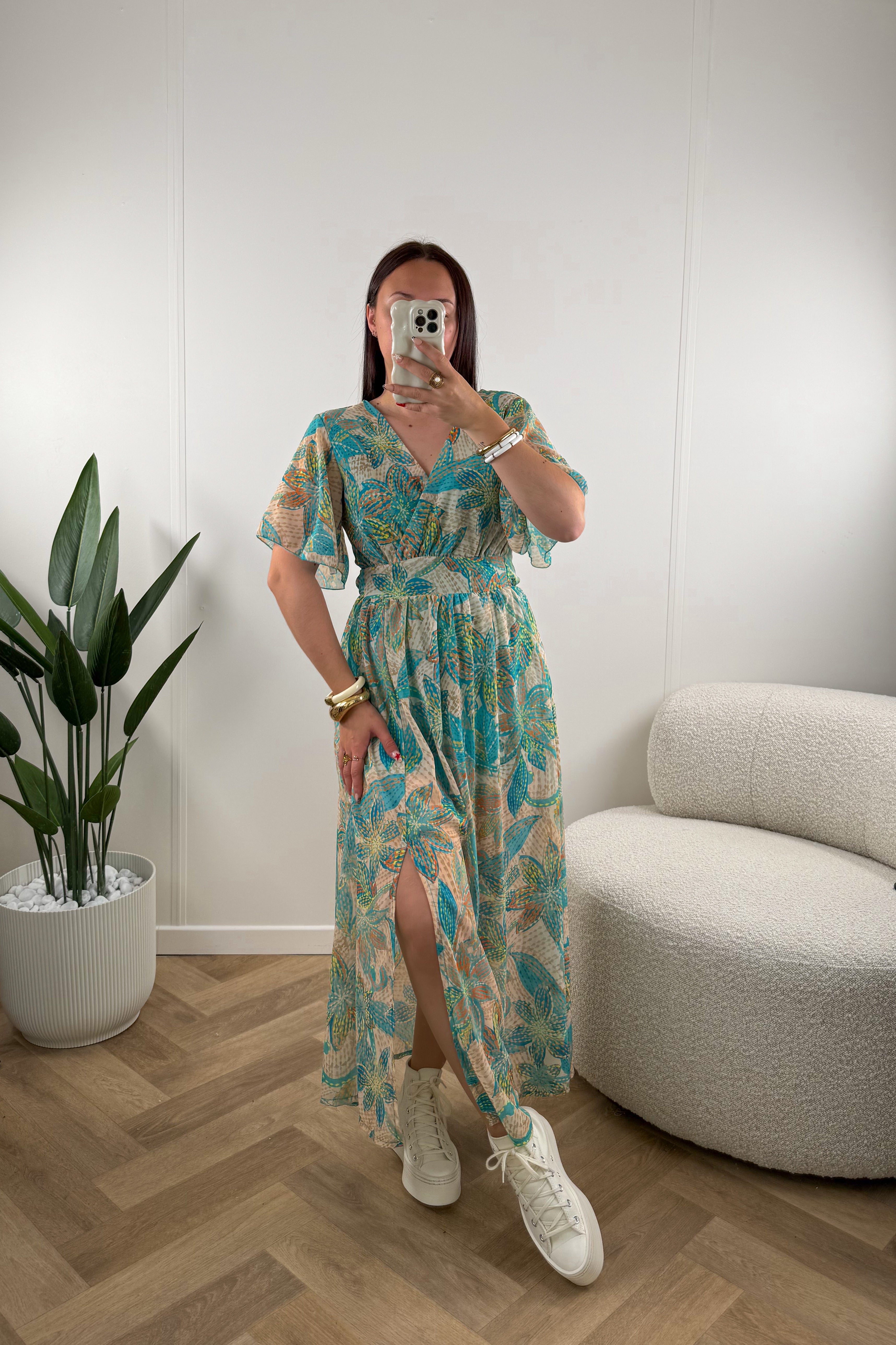 ROBE ALVA