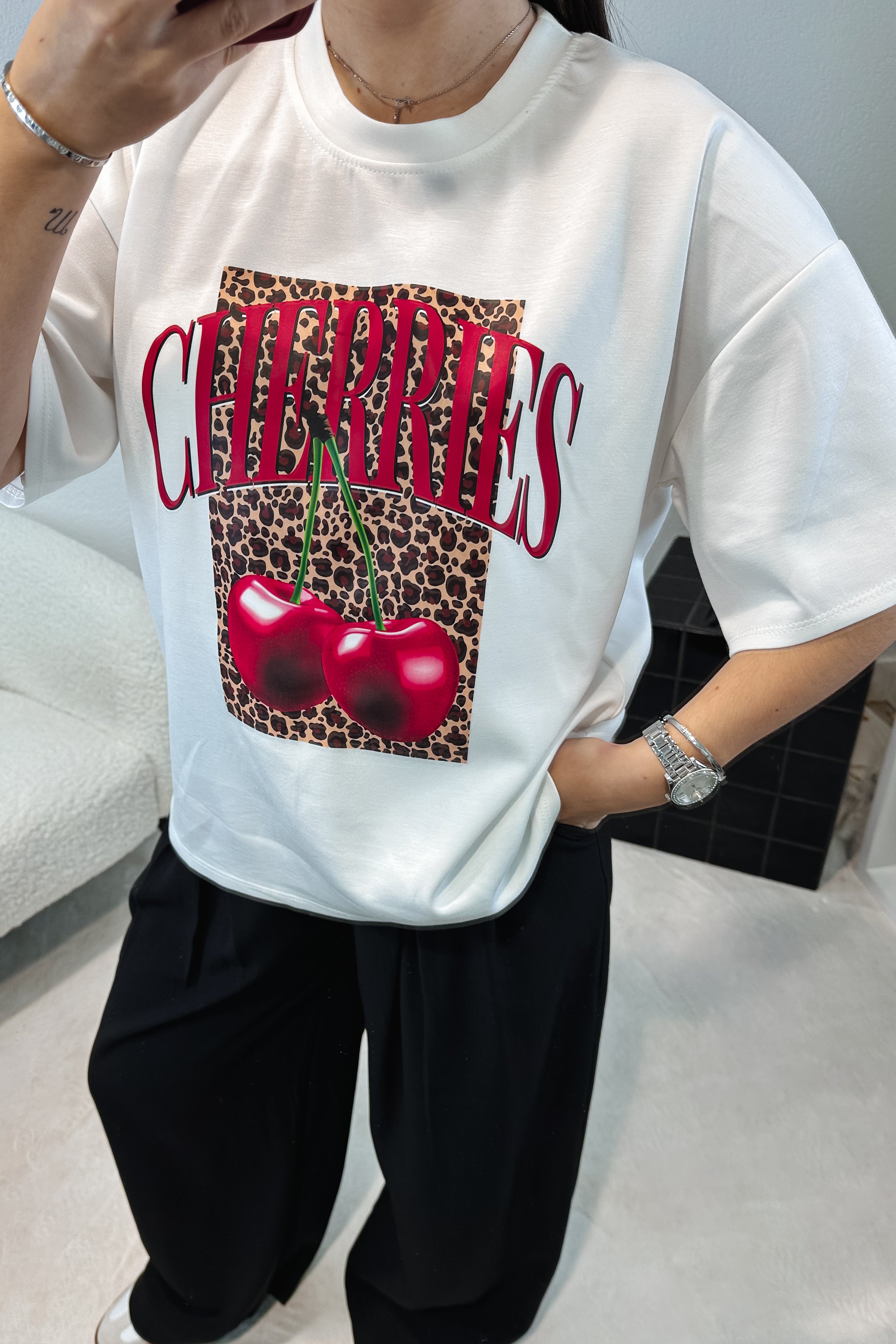 T-SHIRT CHERRIES