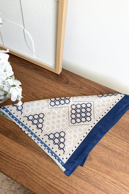 FOULARD IMPRIMÉ BANDANA RÉVERSIBLE