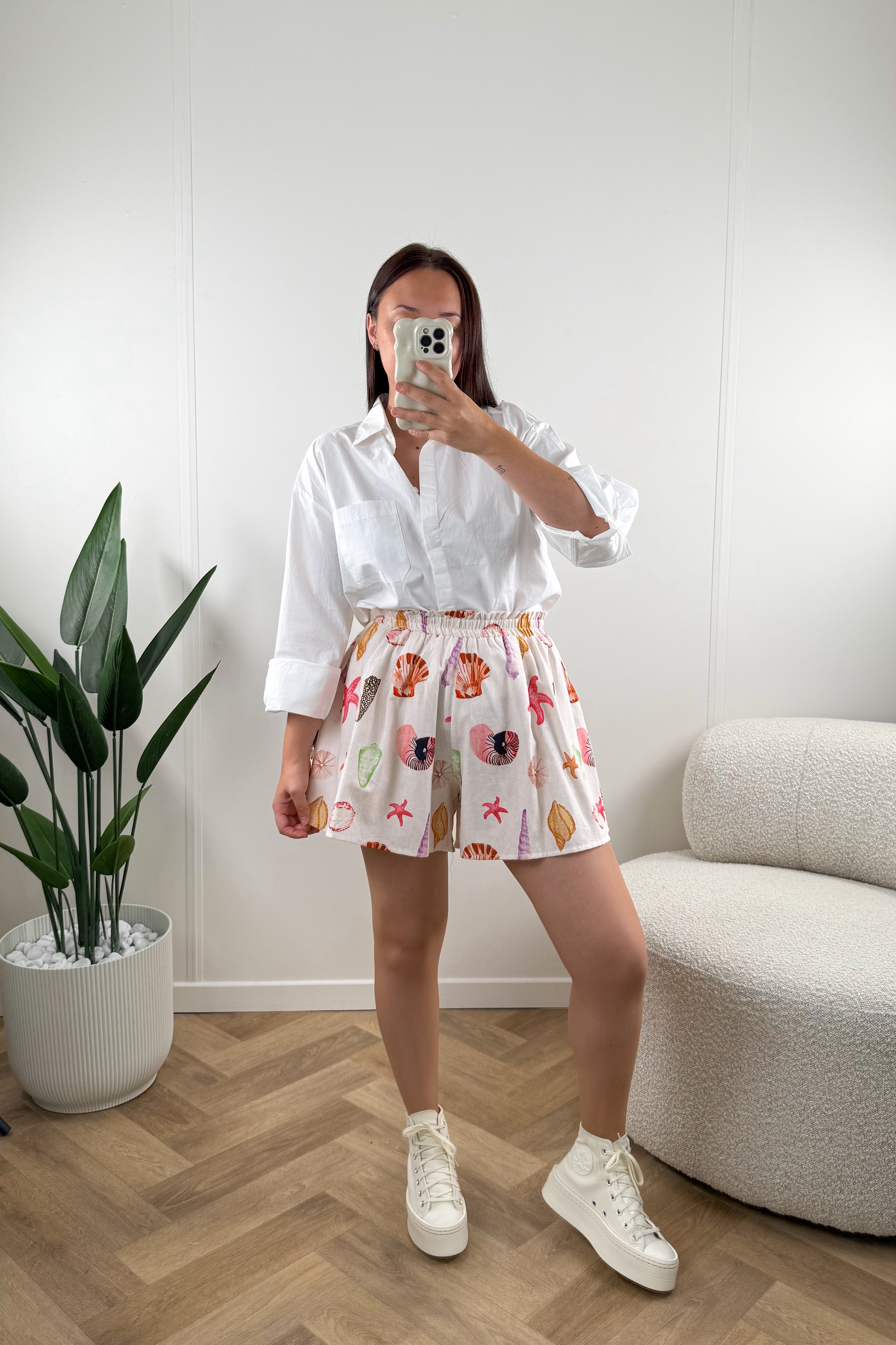 SHORT SUMMER