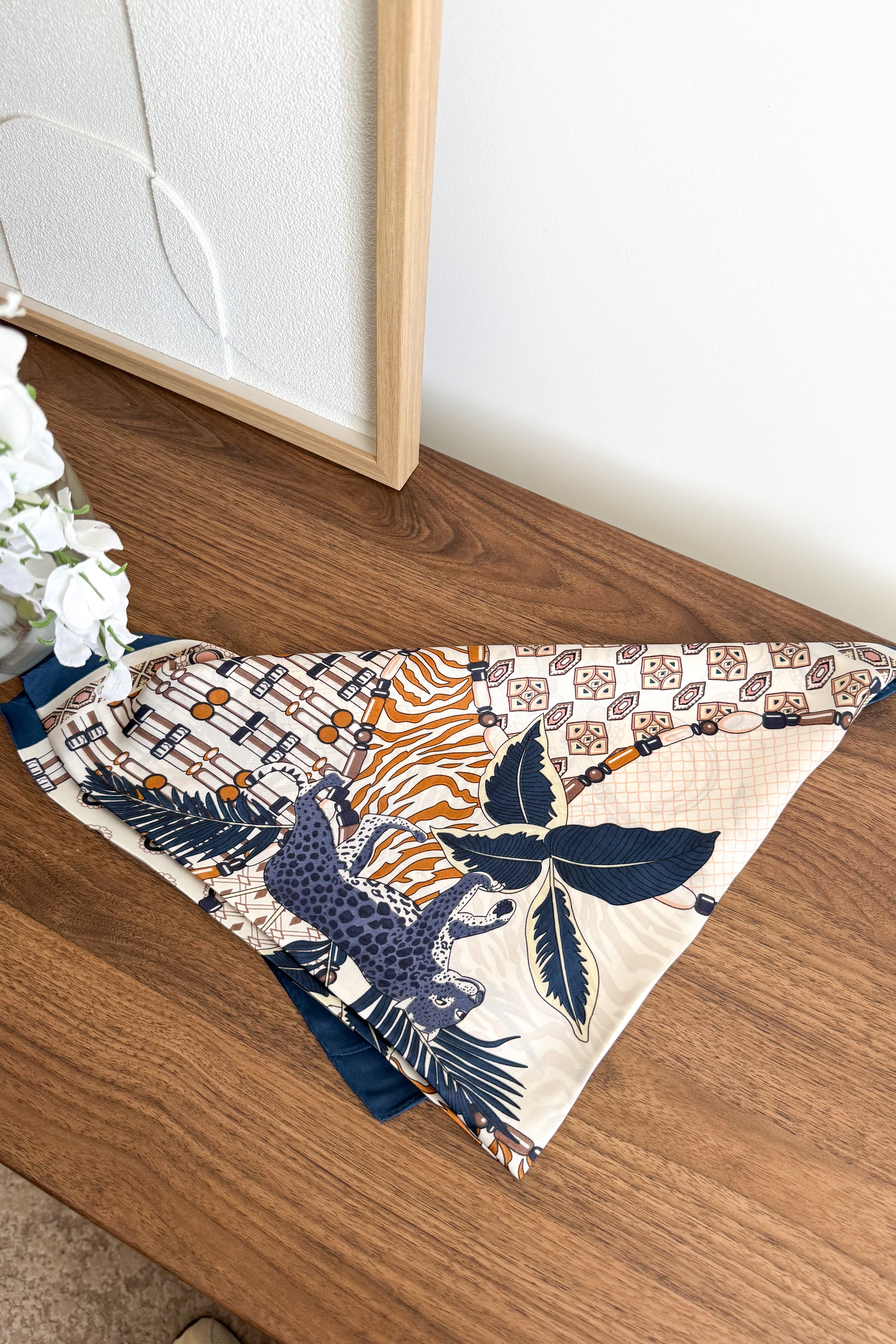 FOULARD IMPRIMÉ TROPICAL