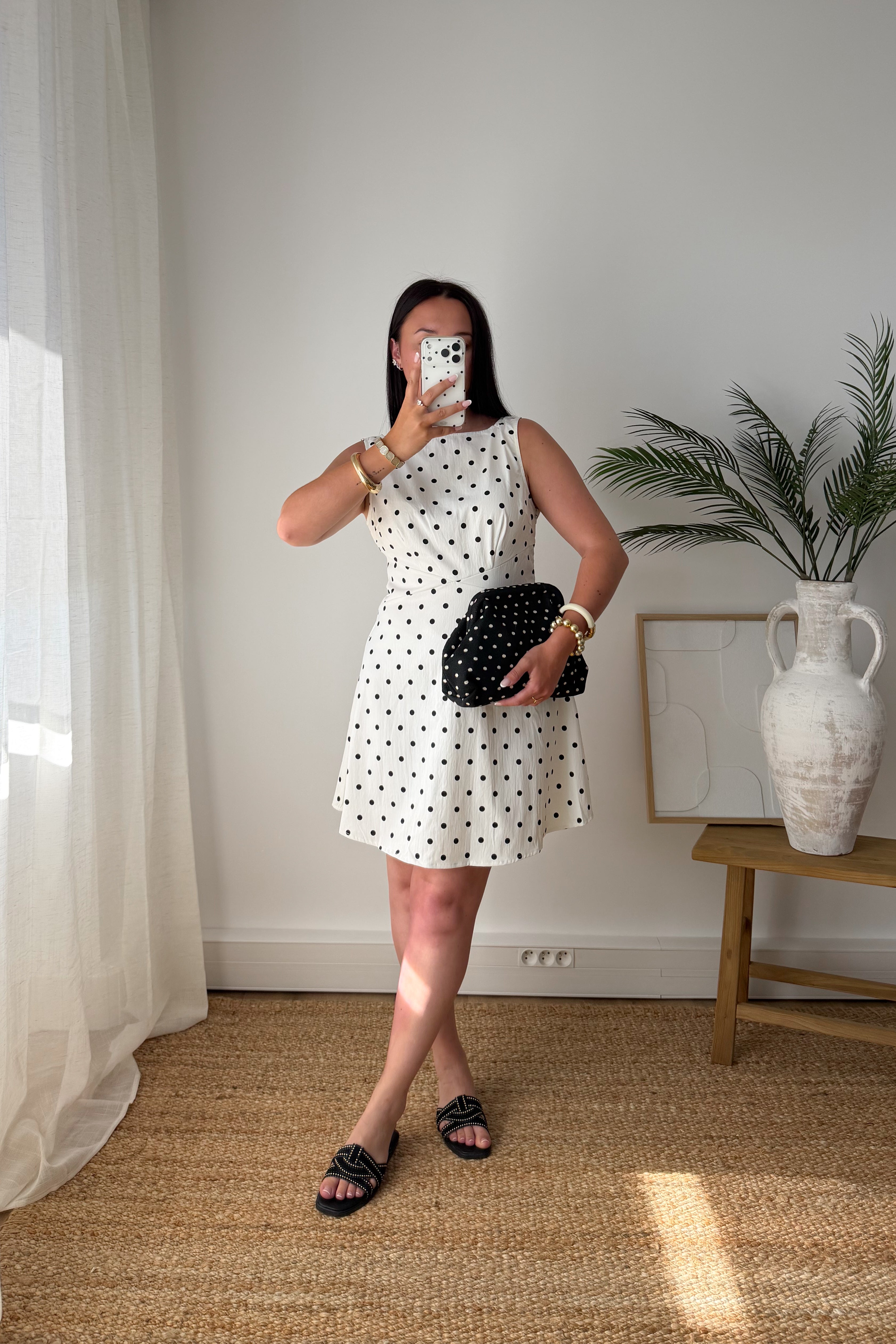 ROBE DOLLY