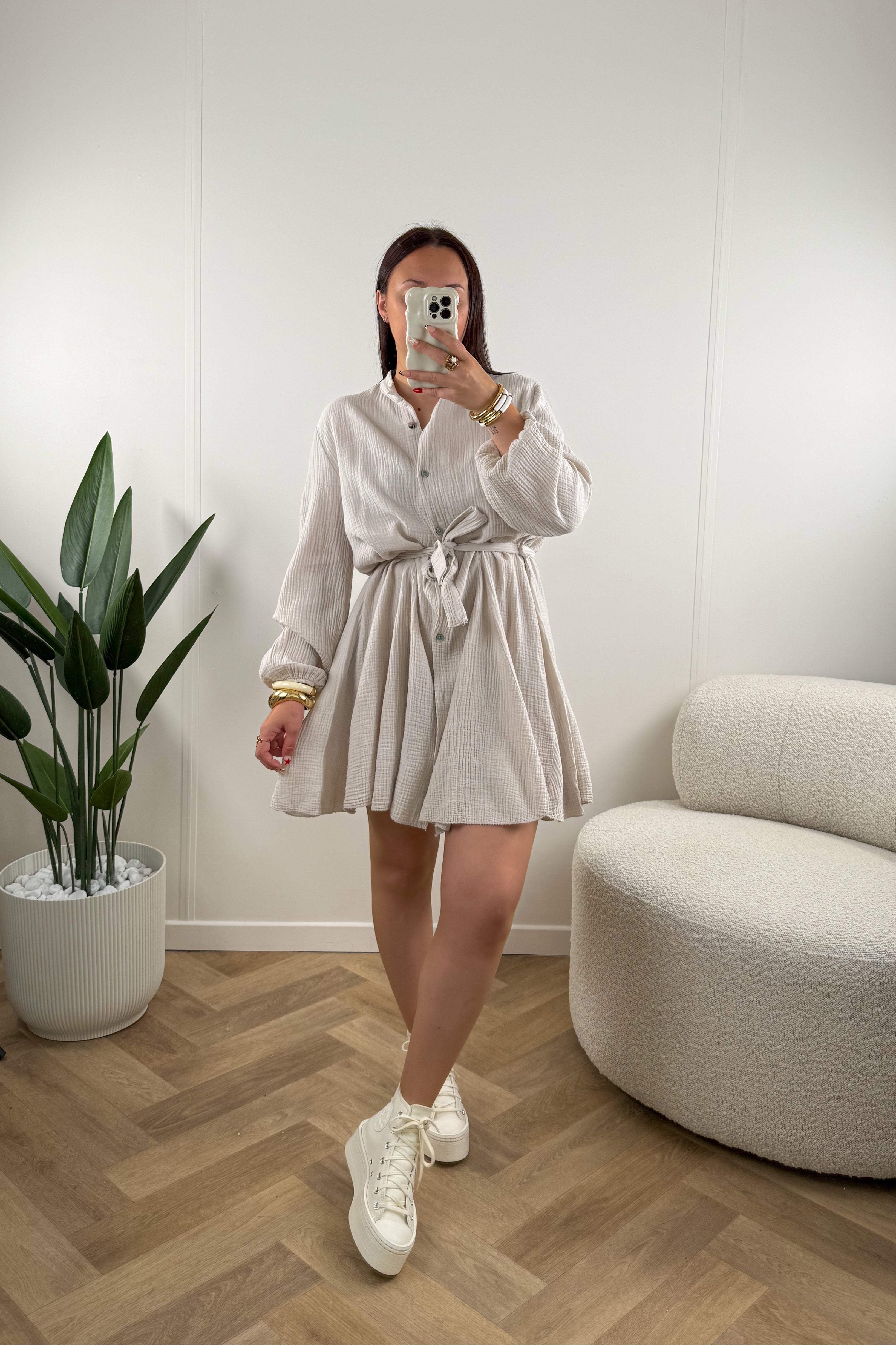 ROBE SLOANE