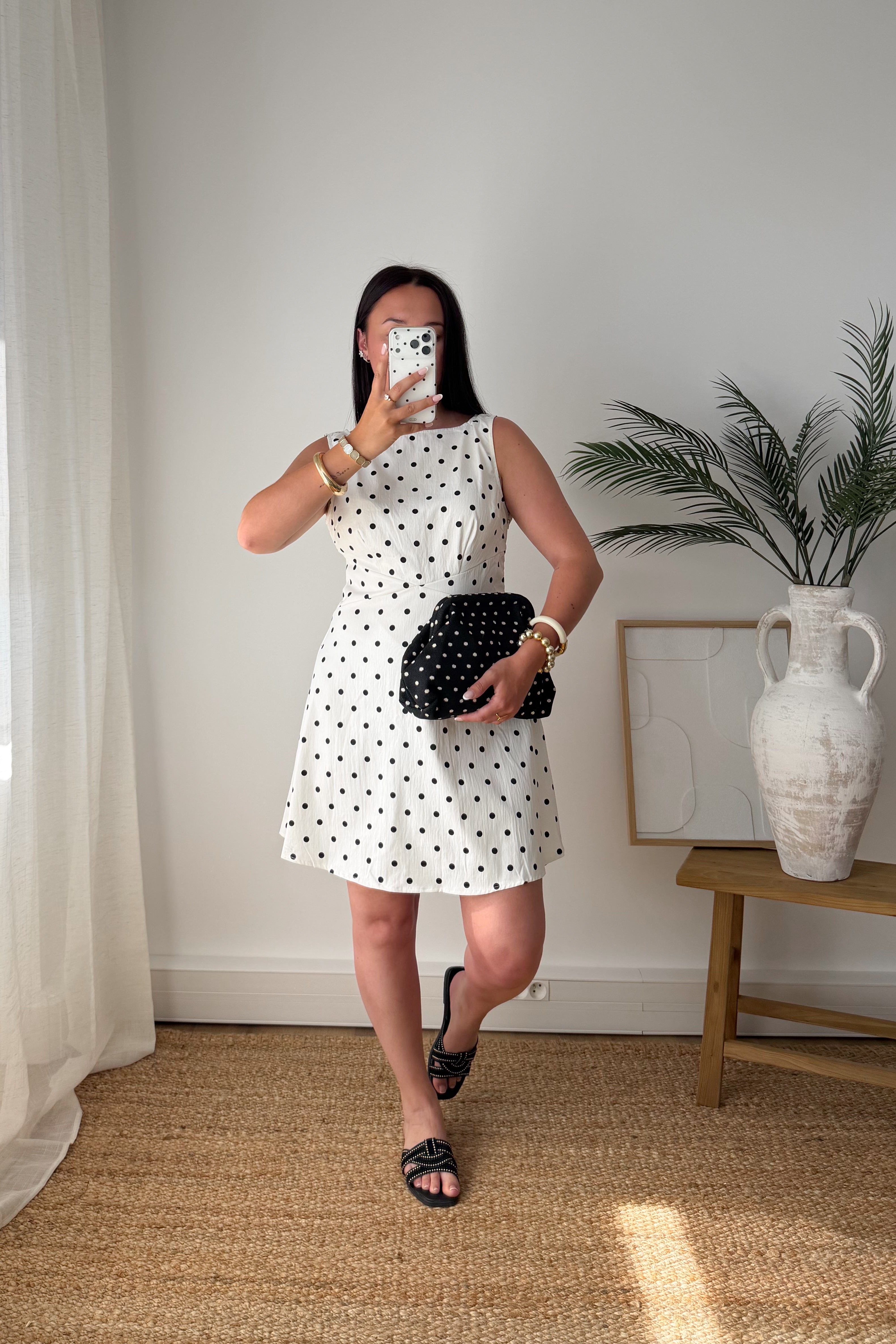ROBE DOLLY
