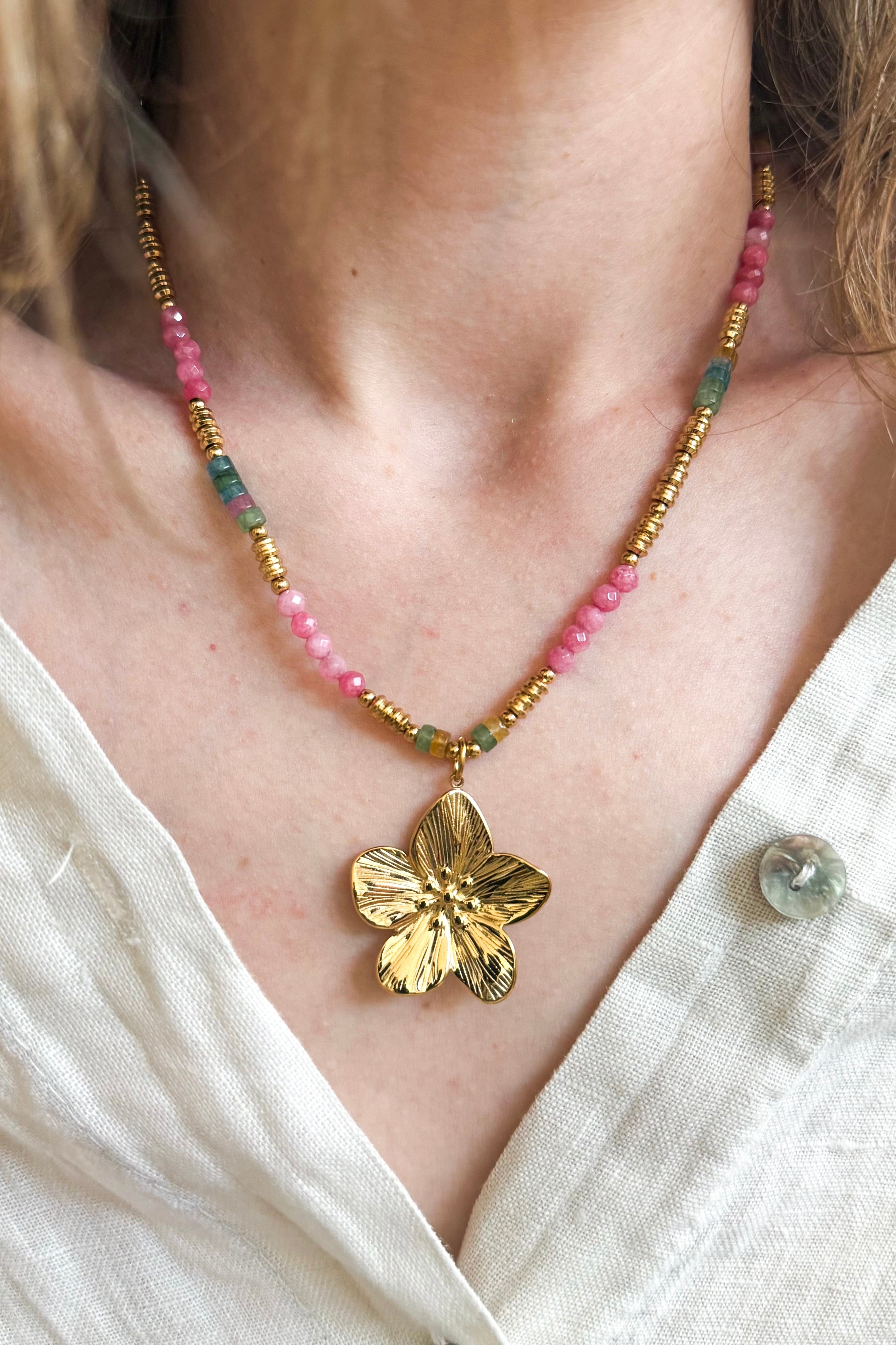 COLLIER PÉTALES DORÉES